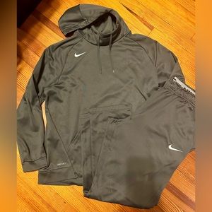Nike sweat suit XL